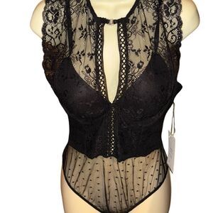 Chic Black Lace Bodysuit with Sheer Polka Dot Detail – NWT